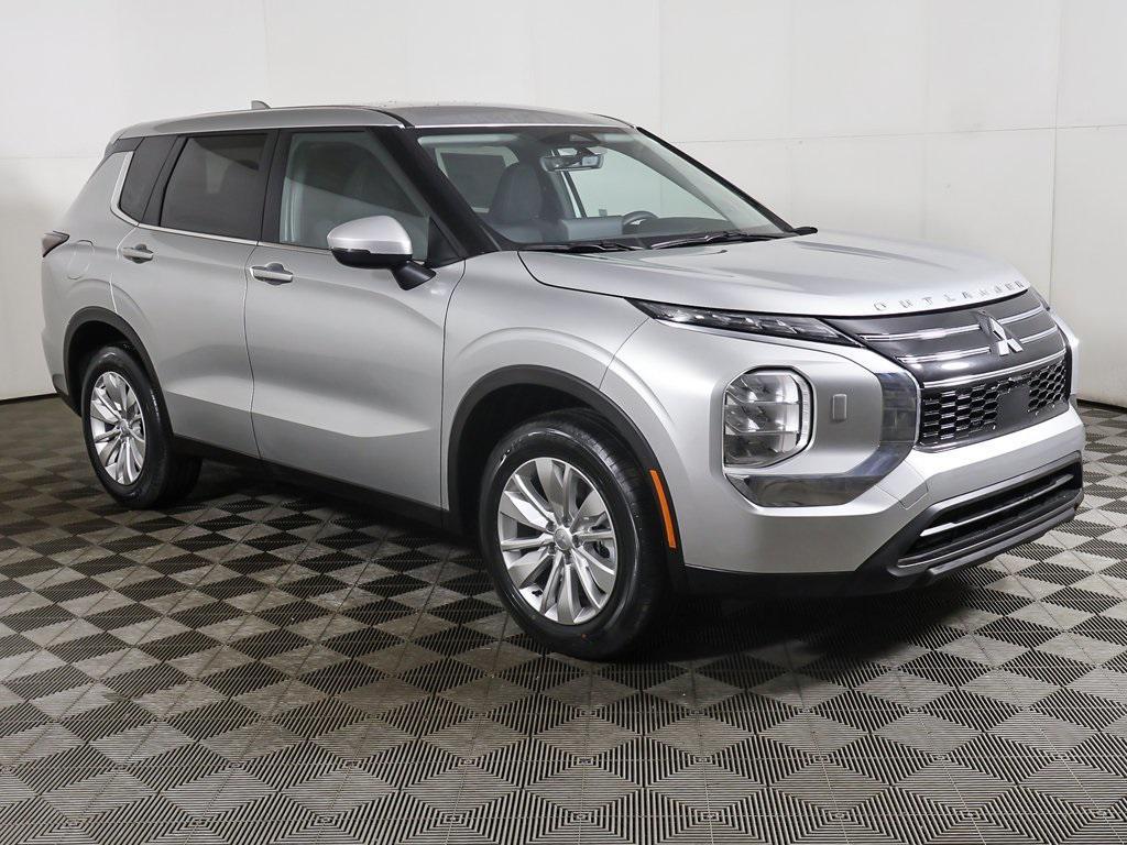new 2026 Mitsubishi Outlander car, priced at $34,435
