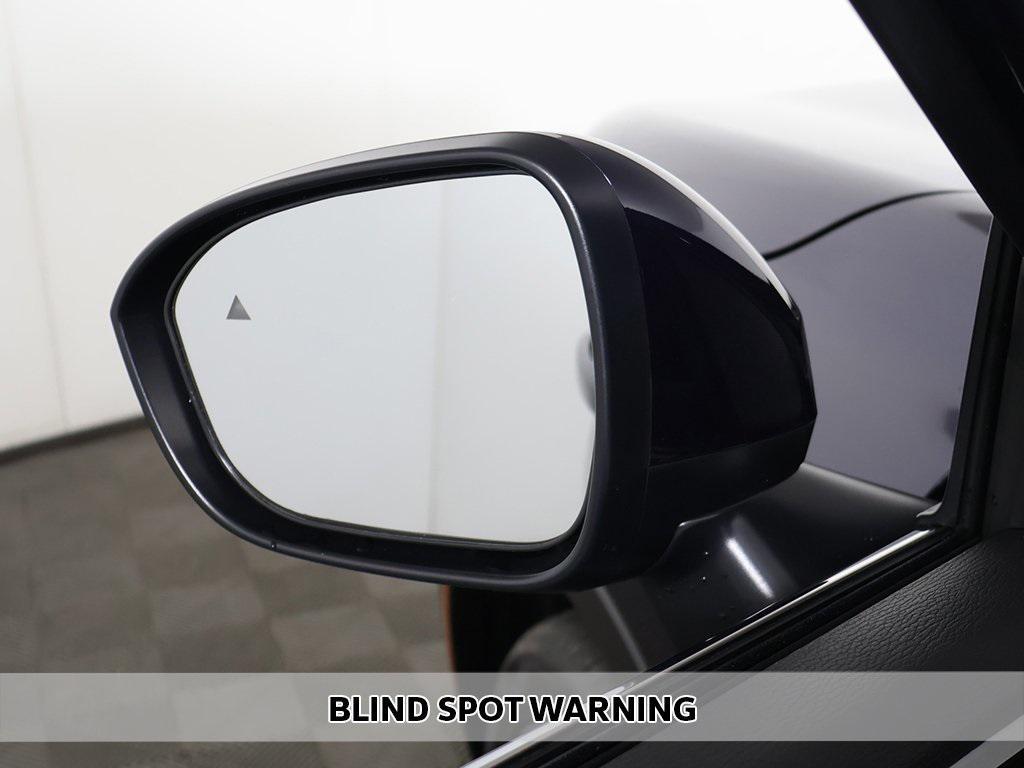 new 2025 Mitsubishi Outlander car, priced at $38,050