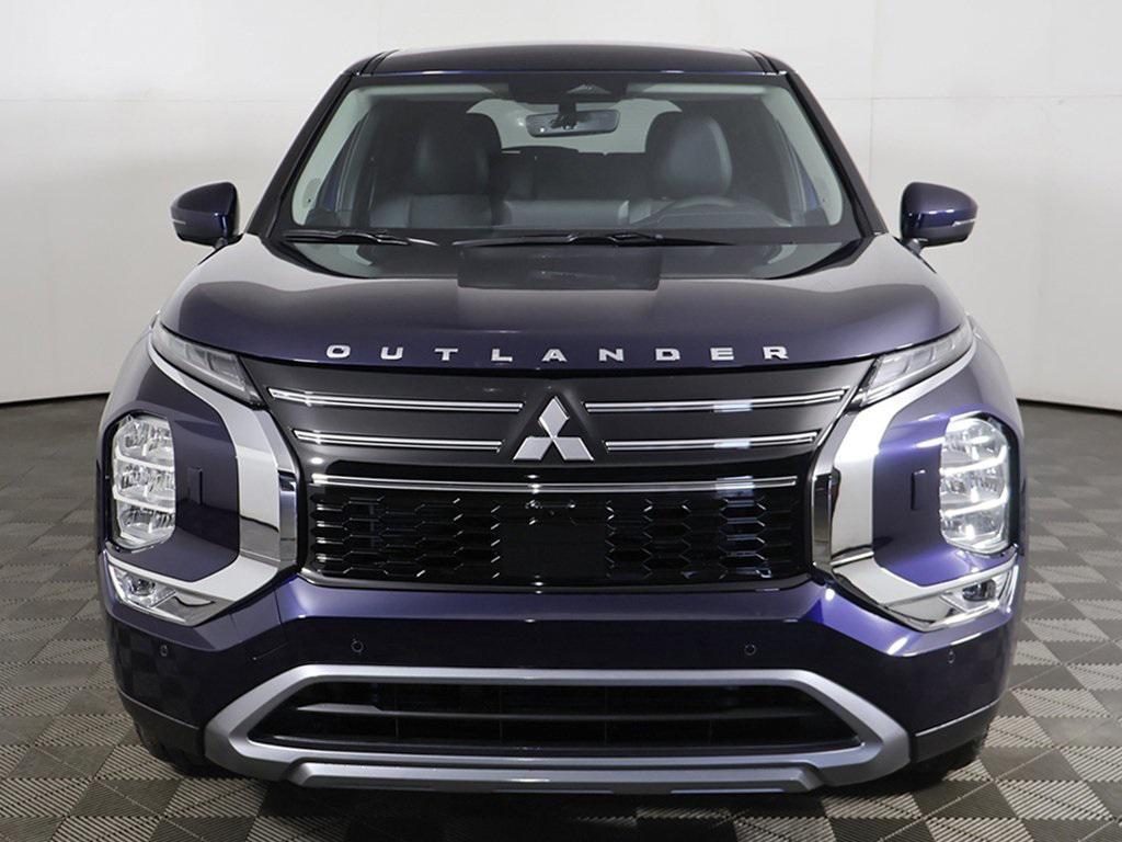 new 2025 Mitsubishi Outlander car, priced at $38,050