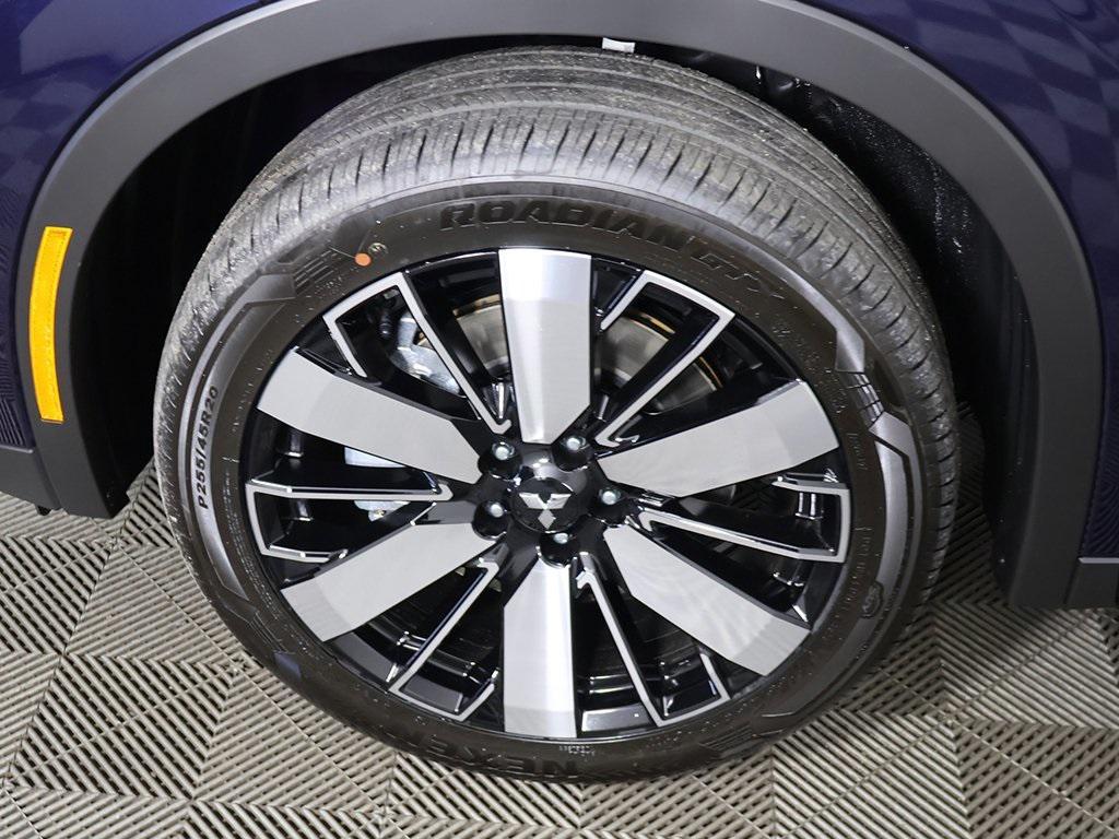 new 2025 Mitsubishi Outlander car, priced at $38,050