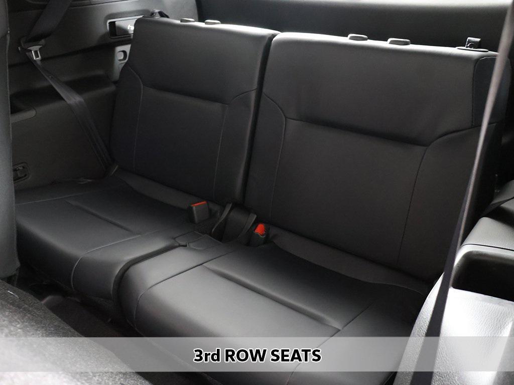 new 2025 Mitsubishi Outlander car, priced at $38,050