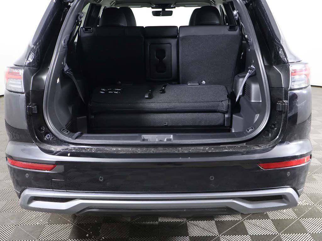 new 2026 Mitsubishi Outlander car, priced at $42,798