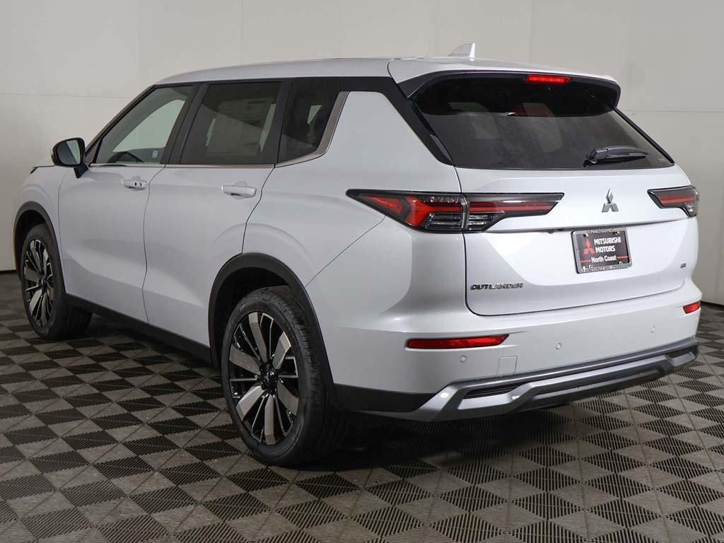new 2025 Mitsubishi Outlander car, priced at $38,555