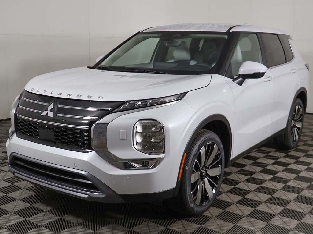 new 2025 Mitsubishi Outlander car, priced at $38,555
