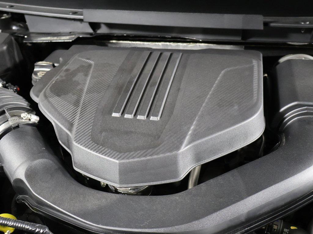 used 2024 Chevrolet Traverse car, priced at $31,490