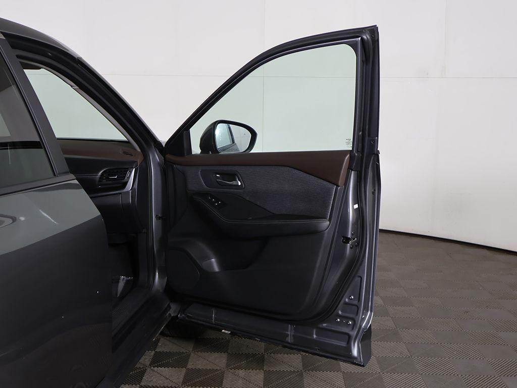 used 2023 Nissan Rogue car, priced at $18,899