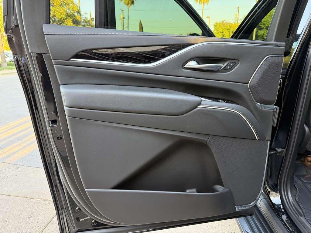 used 2023 Cadillac Escalade ESV car, priced at $69,995