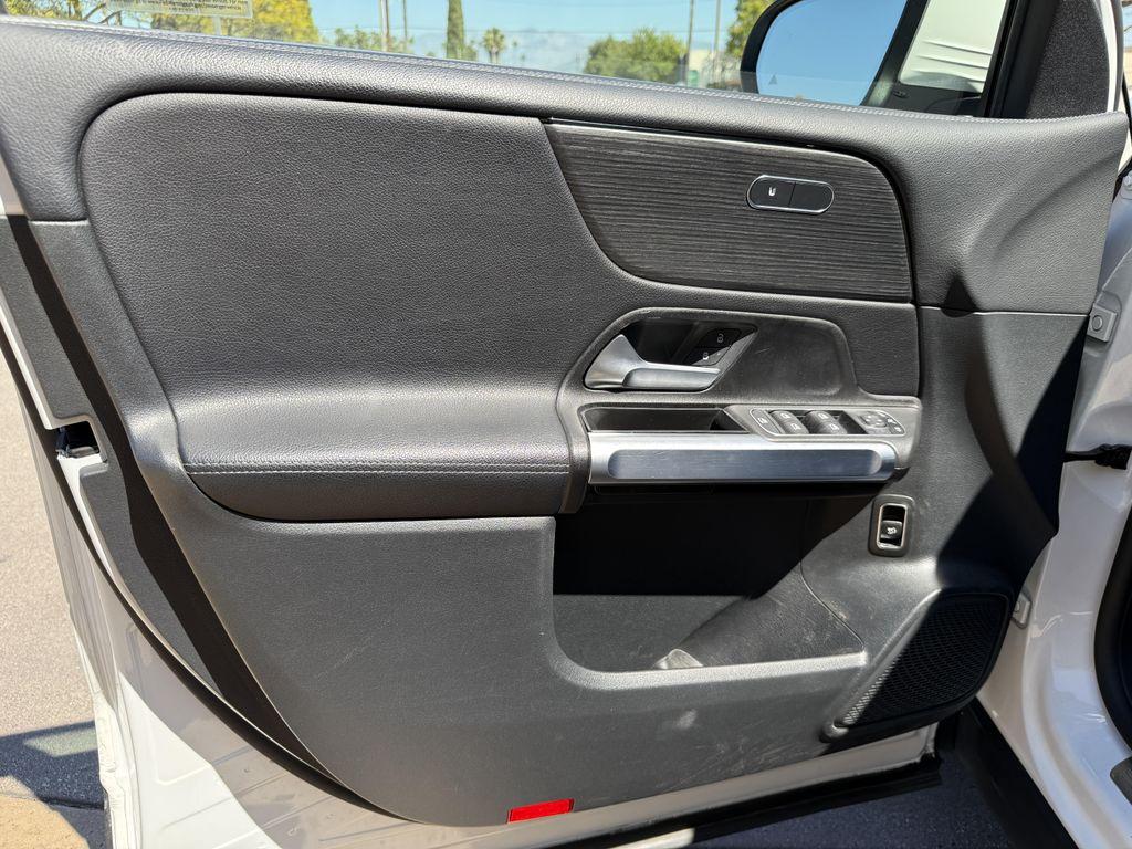 used 2022 Mercedes-Benz GLB 250 car, priced at $24,495