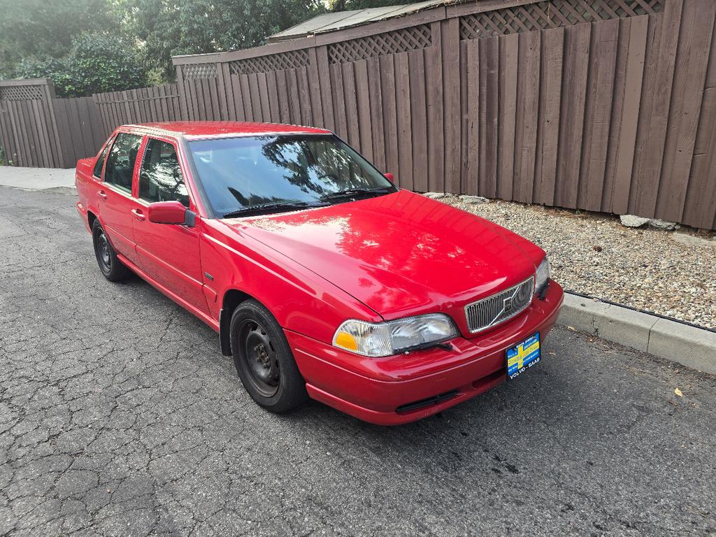 used 1998 Volvo S70 car, priced at $4,000