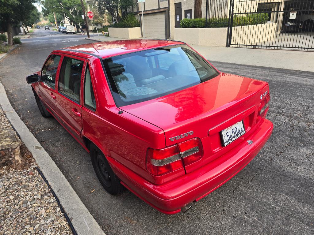 used 1998 Volvo S70 car, priced at $4,000