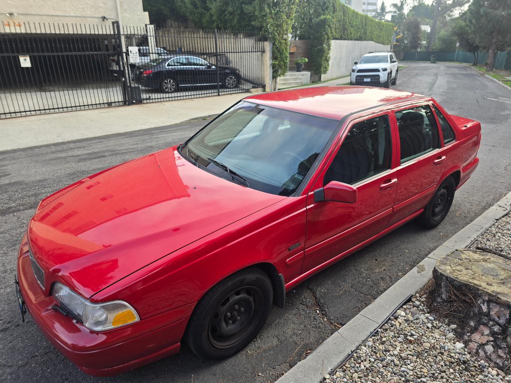 used 1998 Volvo S70 car, priced at $4,000