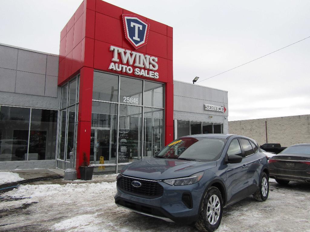 used 2025 Ford Escape car, priced at $22,495