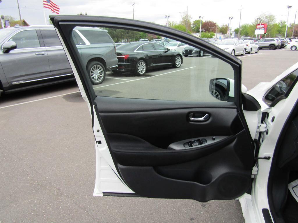 used 2022 Nissan Leaf car, priced at $12,995