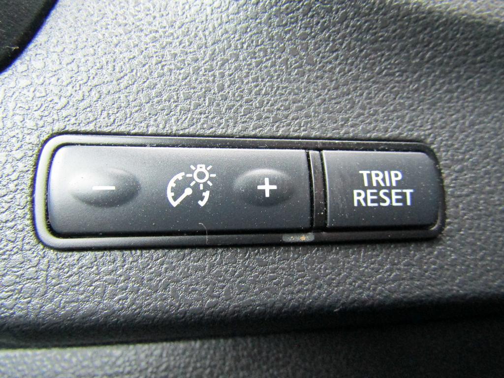 used 2022 Nissan Leaf car, priced at $12,995