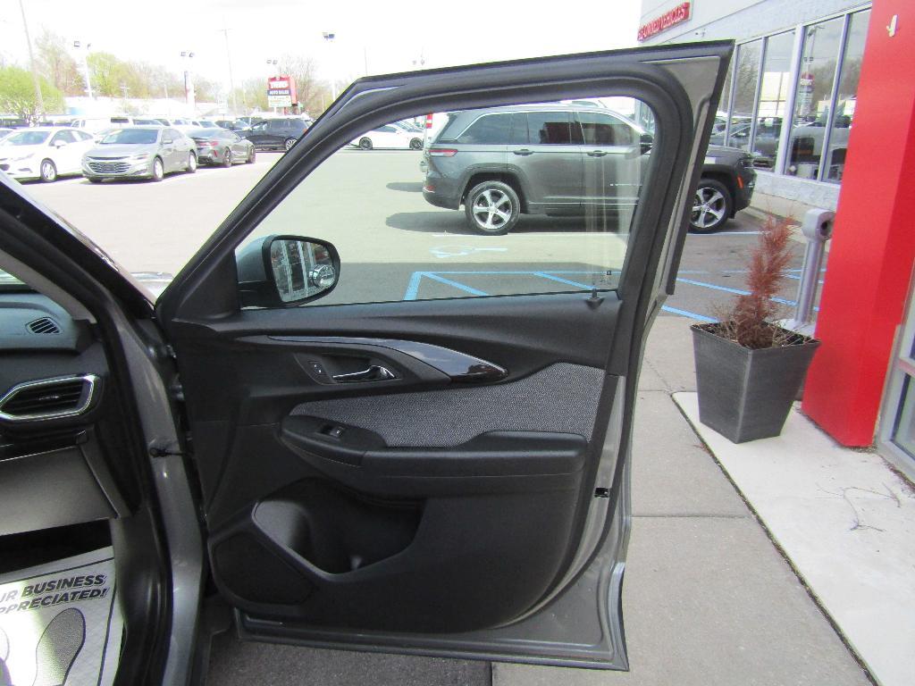 used 2023 Chevrolet TrailBlazer car, priced at $23,995