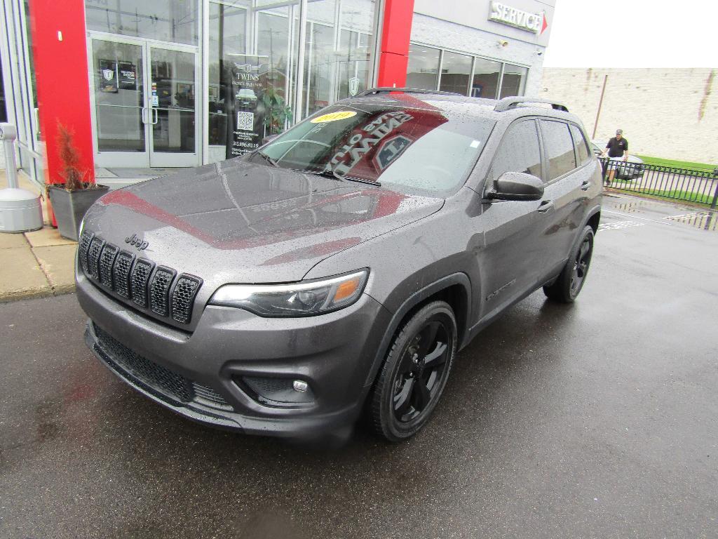 used 2019 Jeep Cherokee car, priced at $12,995