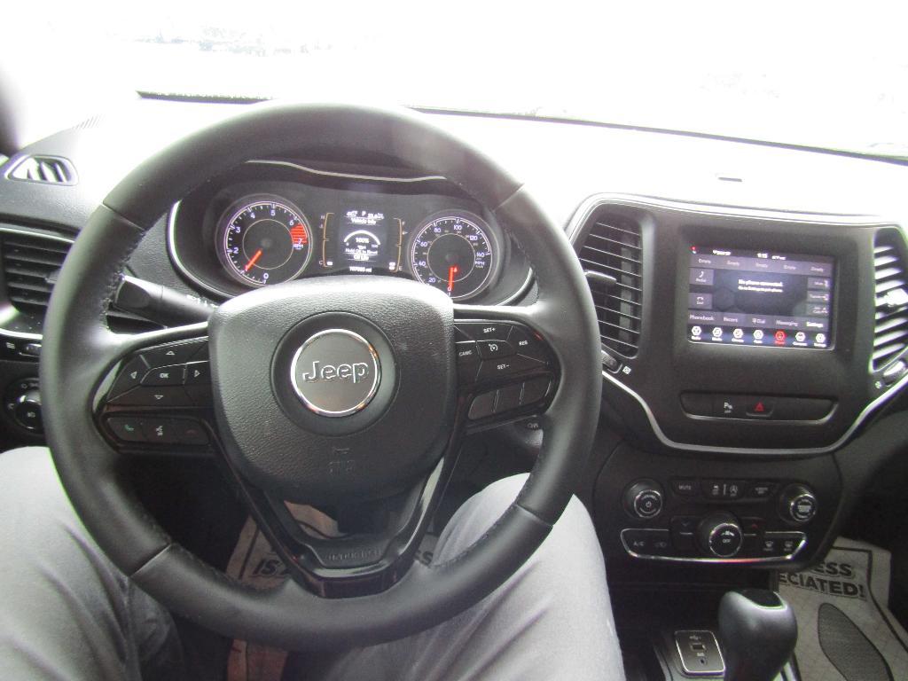 used 2019 Jeep Cherokee car, priced at $12,995