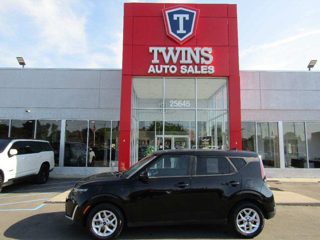 used 2023 Kia Soul car, priced at $16,995