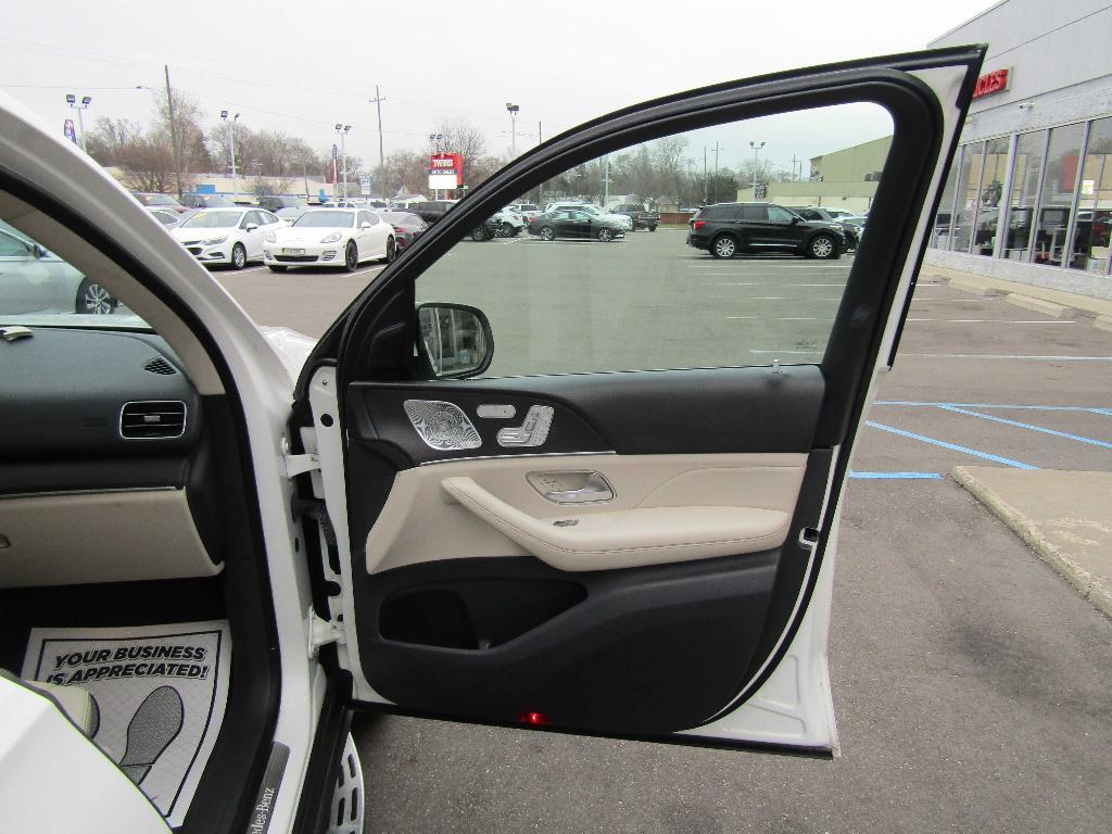 used 2020 Mercedes-Benz GLS 450 car, priced at $30,995