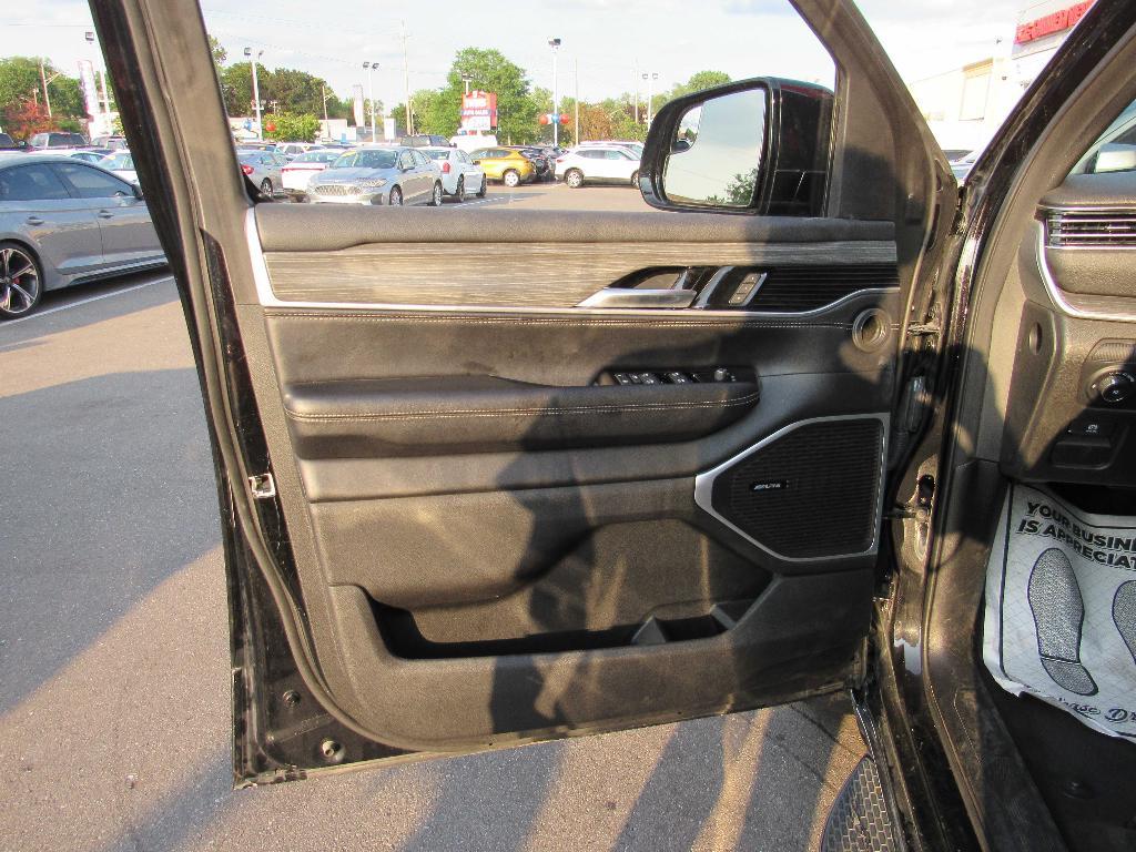 used 2024 Jeep Wagoneer L car, priced at $35,309