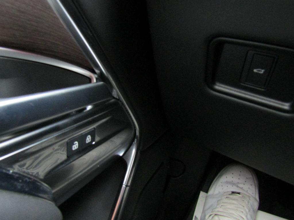 used 2025 Land Rover Range Rover car, priced at $115,995