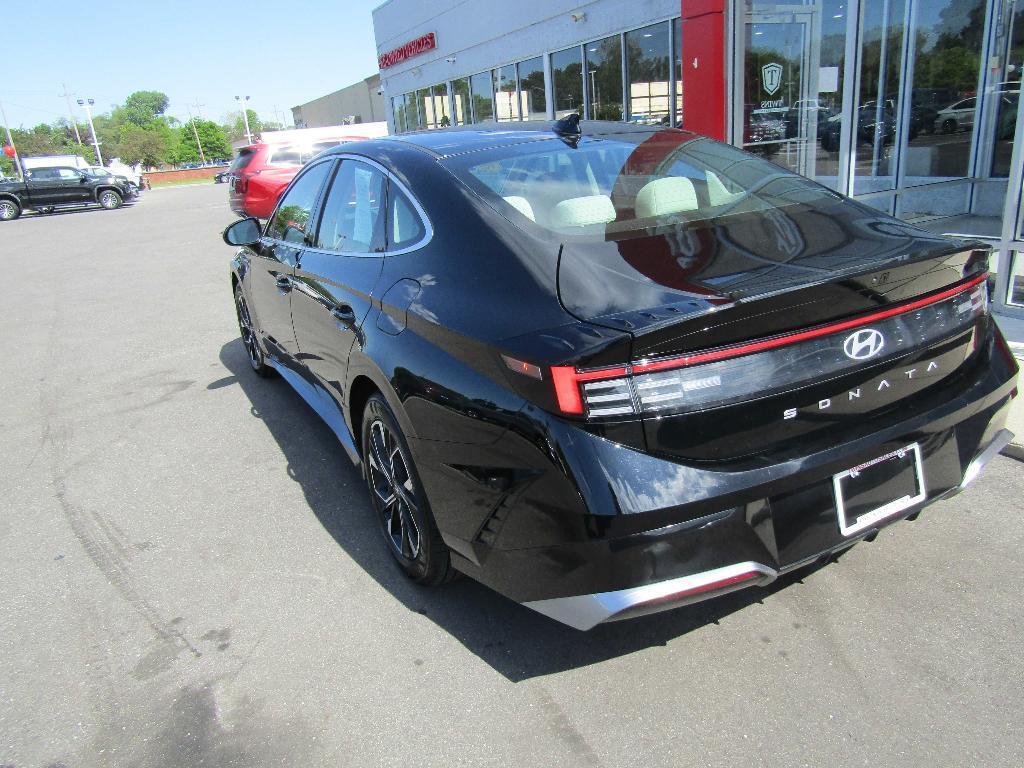 used 2025 Hyundai Sonata car, priced at $23,995