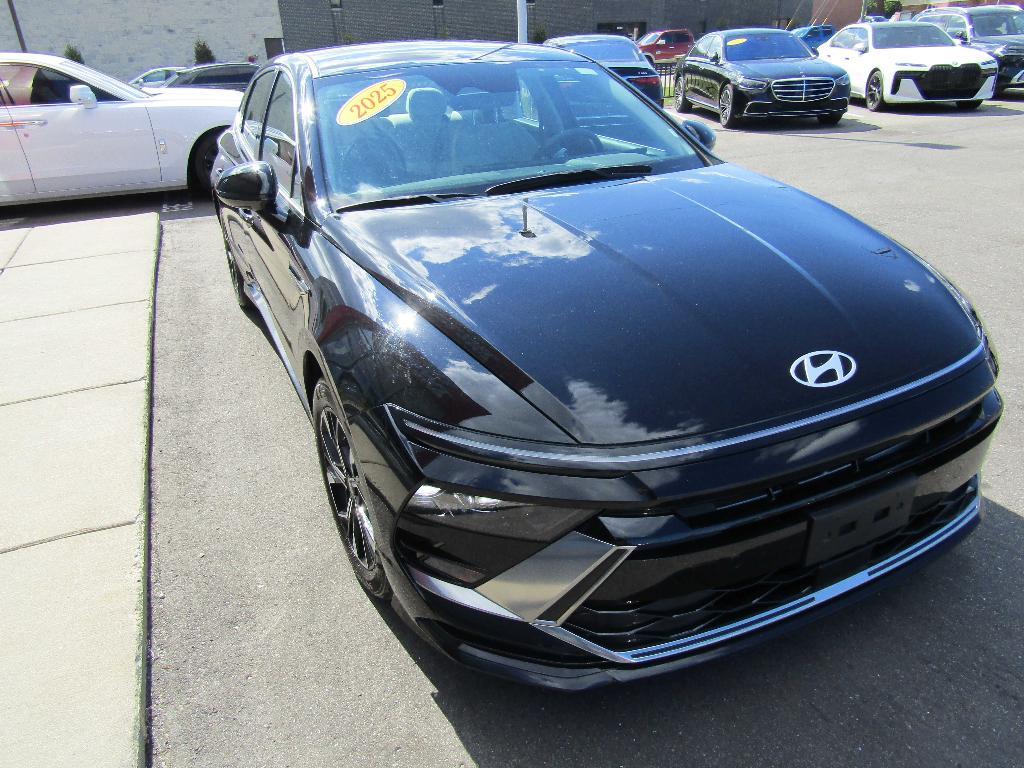 used 2025 Hyundai Sonata car, priced at $23,995