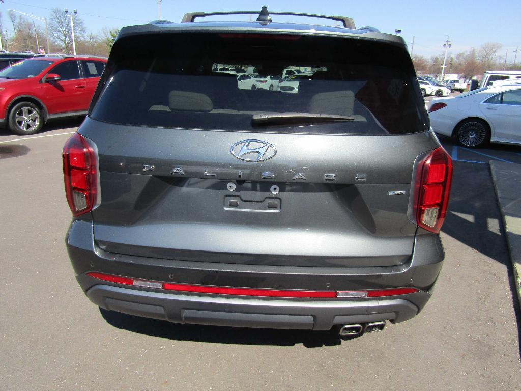 used 2023 Hyundai Palisade car, priced at $24,995