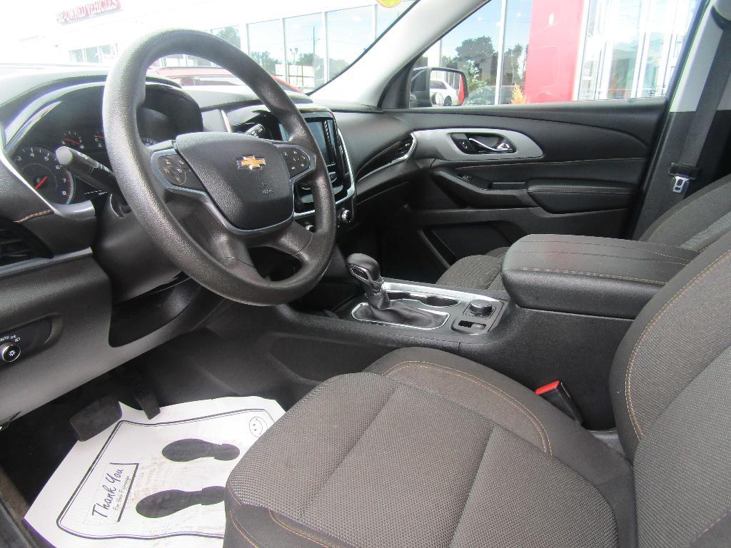 used 2021 Chevrolet Traverse car, priced at $16,995