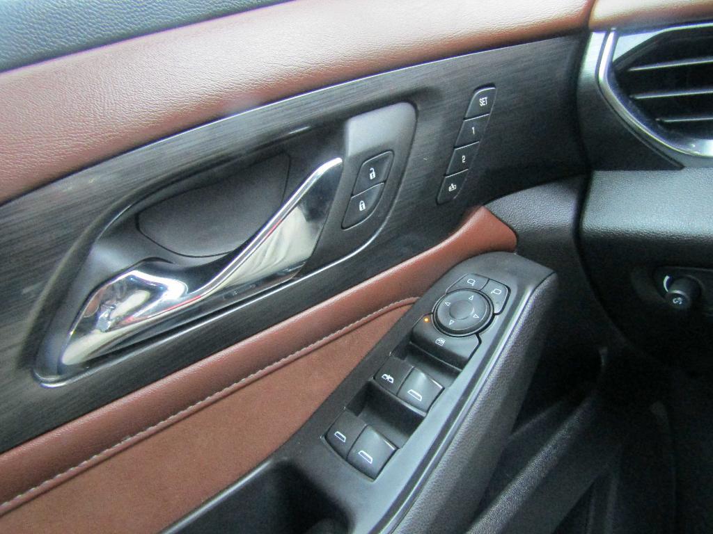 used 2018 Chevrolet Traverse car, priced at $16,995