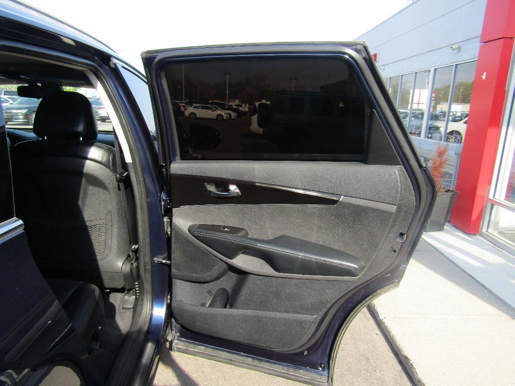 used 2020 Kia Sorento car, priced at $14,995