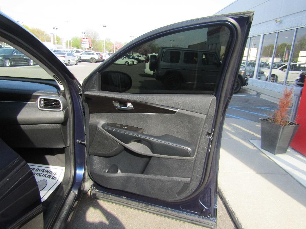 used 2020 Kia Sorento car, priced at $14,995