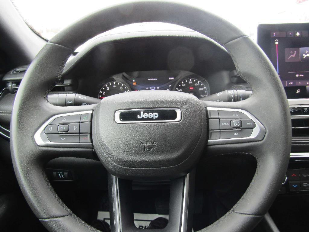 used 2022 Jeep Compass car, priced at $18,995