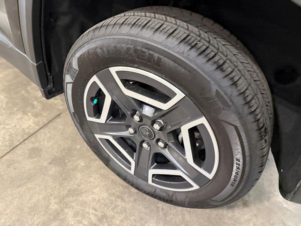 new 2026 Jeep Cherokee car, priced at $40,500