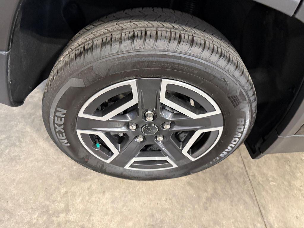 new 2026 Jeep Cherokee car, priced at $40,500