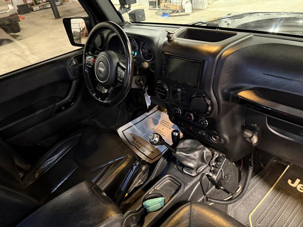 used 2015 Jeep Wrangler Unlimited car, priced at $13,538