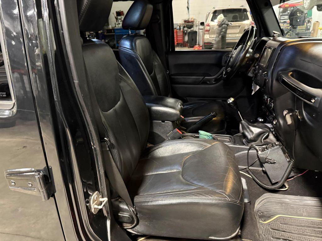 used 2015 Jeep Wrangler Unlimited car, priced at $13,538