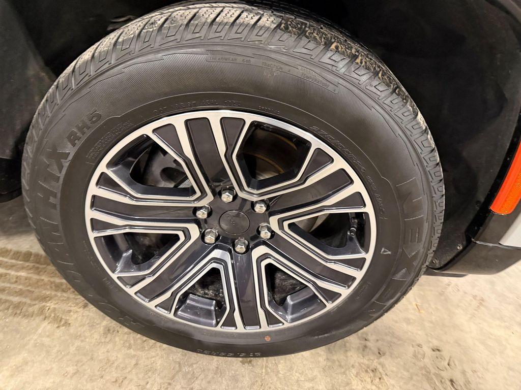 used 2024 Jeep Wagoneer car, priced at $49,236