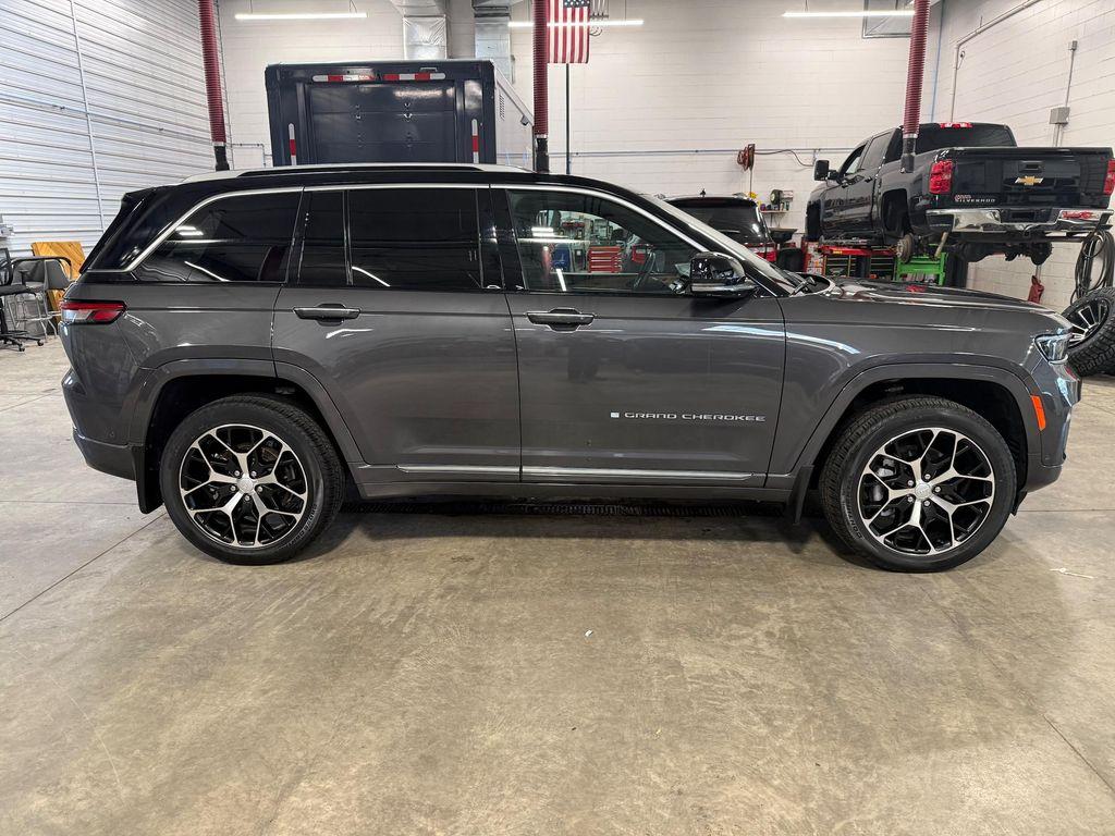 used 2022 Jeep Grand Cherokee 4xe car, priced at $23,419