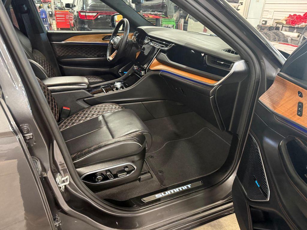 used 2022 Jeep Grand Cherokee 4xe car, priced at $23,419