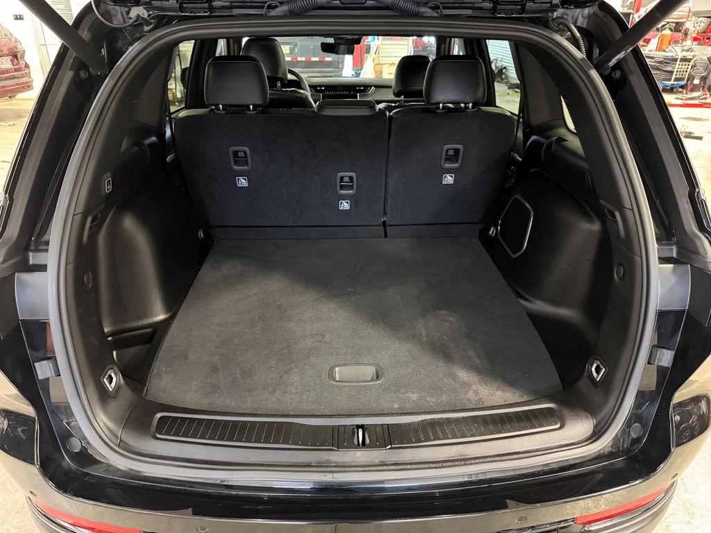 used 2024 Jeep Grand Cherokee car, priced at $35,283