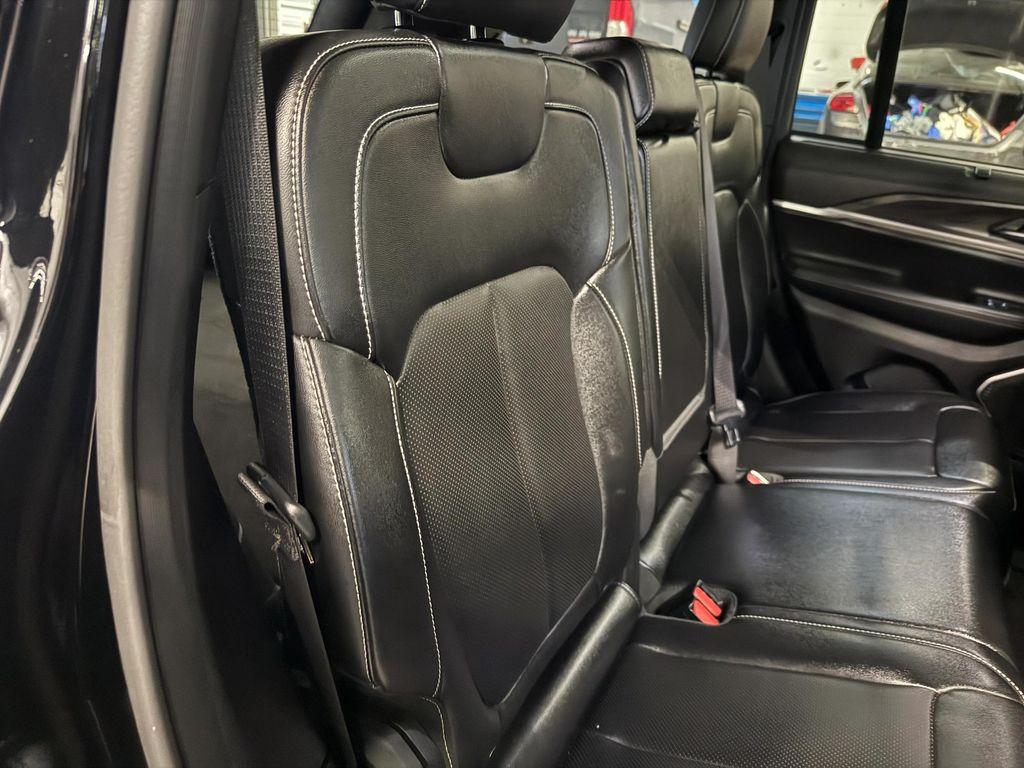 used 2024 Jeep Grand Cherokee car, priced at $35,283