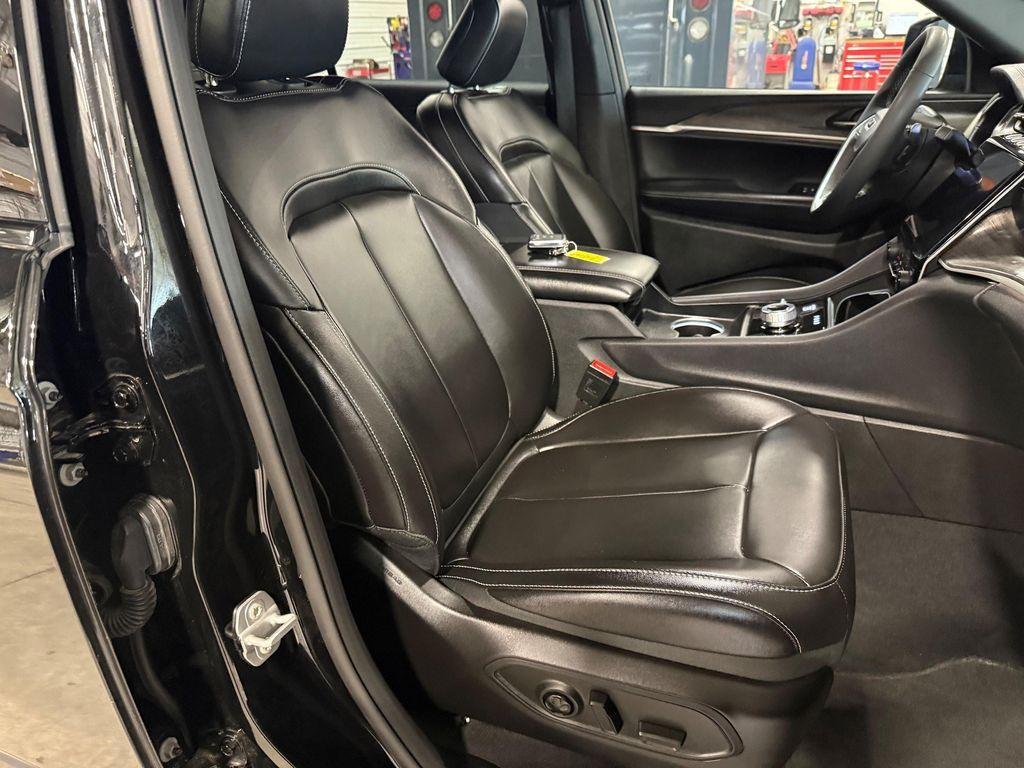 used 2025 Jeep Grand Cherokee L car, priced at $38,944