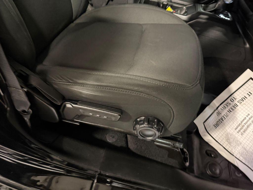 used 2022 Jeep Wrangler Unlimited car, priced at $34,834
