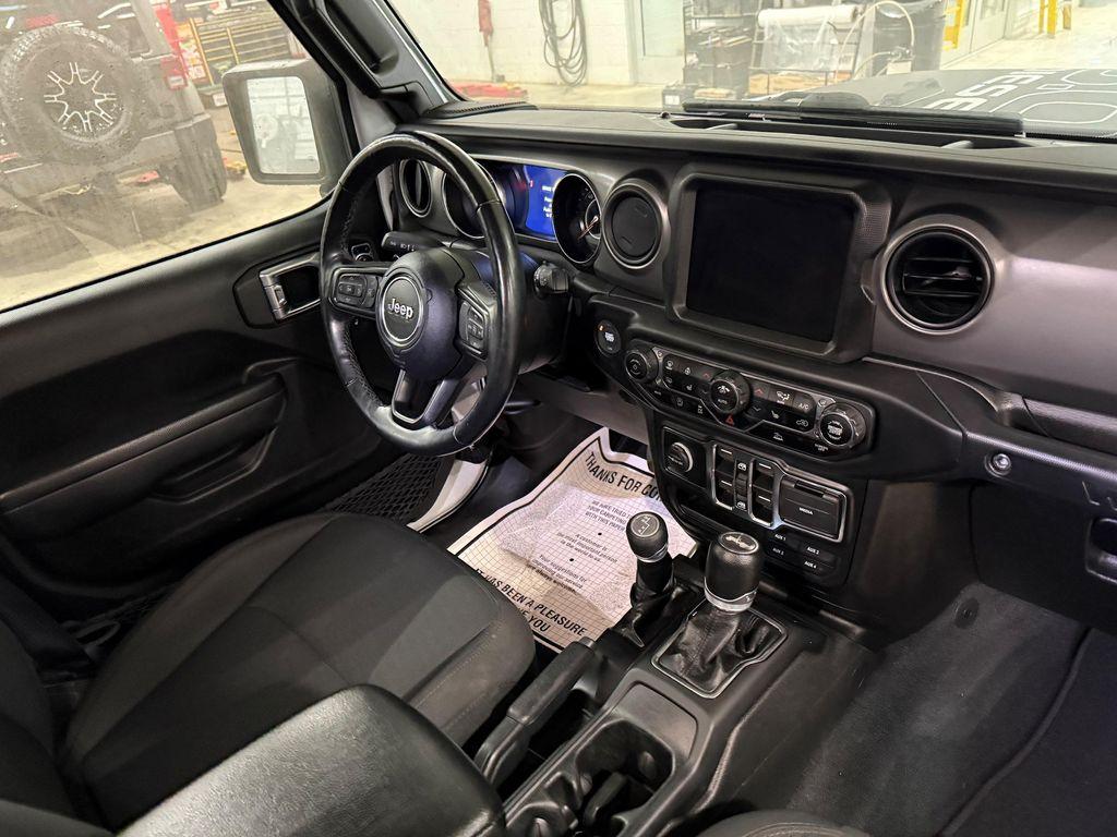 used 2022 Jeep Wrangler Unlimited car, priced at $27,444