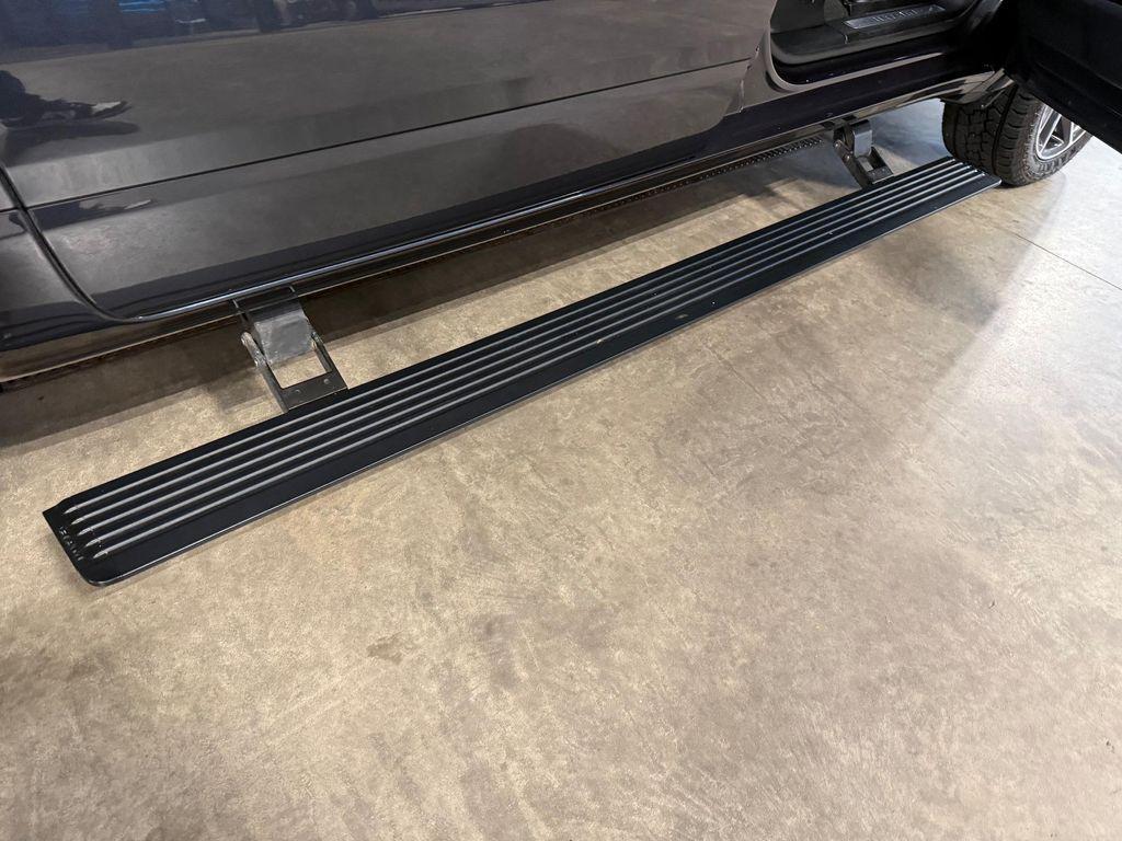used 2021 Ram 1500 car, priced at $29,311
