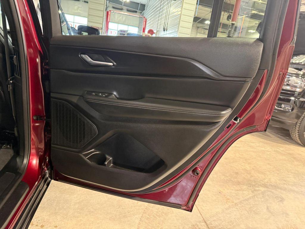 used 2025 Jeep Grand Cherokee L car, priced at $36,783
