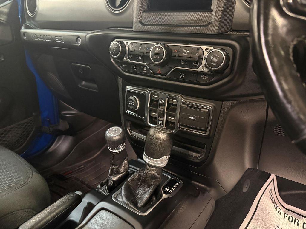 used 2022 Jeep Wrangler Unlimited car, priced at $31,743