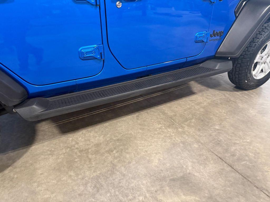 used 2022 Jeep Wrangler Unlimited car, priced at $31,743