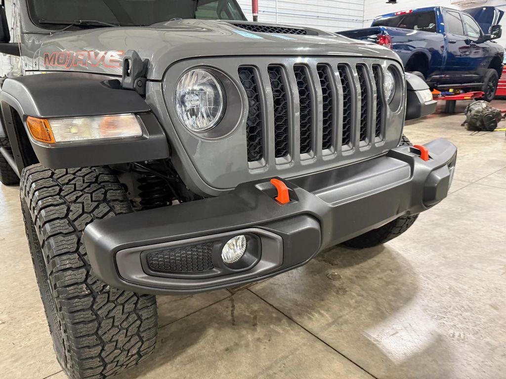 used 2022 Jeep Gladiator car, priced at $32,393
